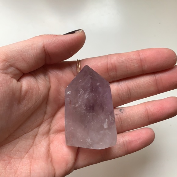 EARTHBOUND Other - small amethyst cluster
